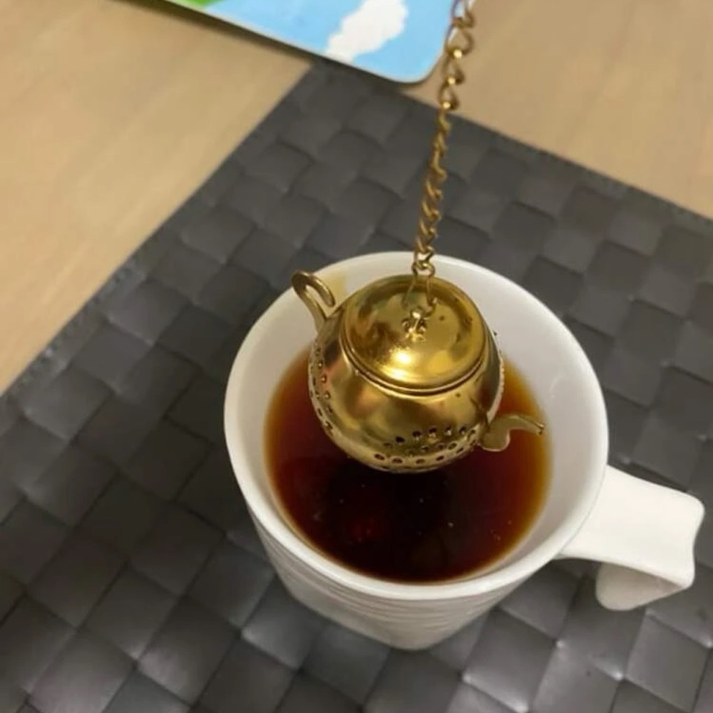 New Gold Stainless Steel Loose Leaf Tea Strainer Filter Chain Saucer Minimalist - Picture 10 of 16